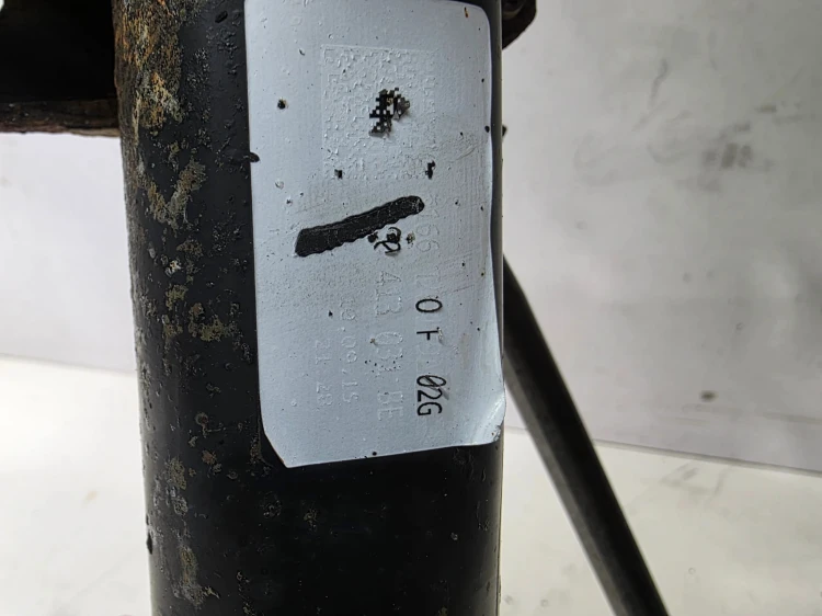 ZWROTNICA KOMPET PRAWY PRZÓD AUDI A1 VW SKODA 6C0413031BE R*15*