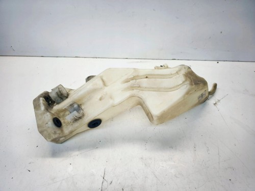 ZBIORNIK PŁYNU DO SPRYSKIWACZY POD XENON AUDI A4 B6 8E5955451N