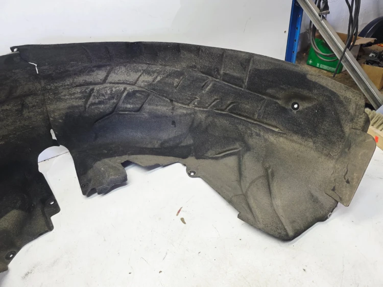 NADKOLE MATERIAOWE PRAWY TYŁ AUDI A6 C8 4K0810172F