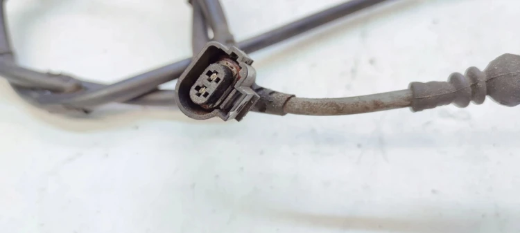 WIĄZKA ZACISKU ABS PRAWY TYŁ AUDI A3 8V