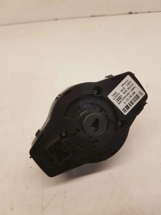 PRZEŁĄCZNIK WŁĄCZNIK ŚWIATEŁ AUDI A4 A5 8K0941531G