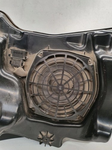 SUBWOOFER TUBA GŁOŚNIK AUDI A3 8P 8P7035382A