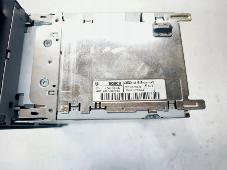 RADIO CD AUDI CONCERT AUDI A3 8P LIFT 2 DIN 8P0035186AB