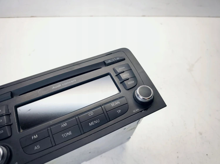 RADIO CD AUDI CONCERT AUDI A3 8P LIFT 2 DIN 8P0035186AB
