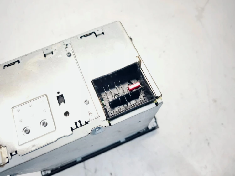 RADIO CD AUDI CONCERT AUDI A3 8P LIFT 2 DIN 8P0035186AB