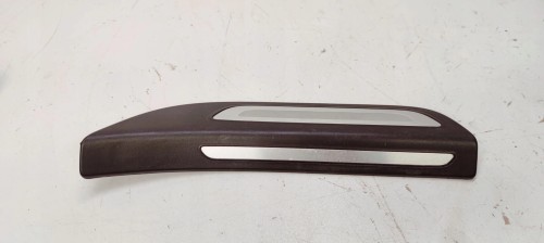 LISTWA PROGOWA LEWY TYŁ Q5 8R 8R0853375