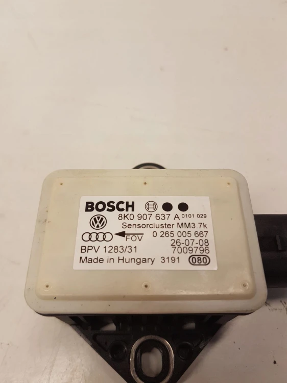 CZUJNIK MODUŁ SENSOR ESP AUDI A4 A5 Q5 8K0907637A