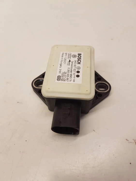 CZUJNIK MODUŁ SENSOR ESP AUDI A4 A5 Q5 8K0907637A