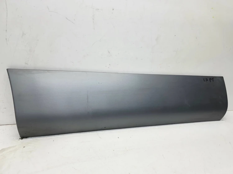 LISTWA DOLNA DRZWI PRAWY TYŁ AUDI Q7 4L 4L0853970A/B