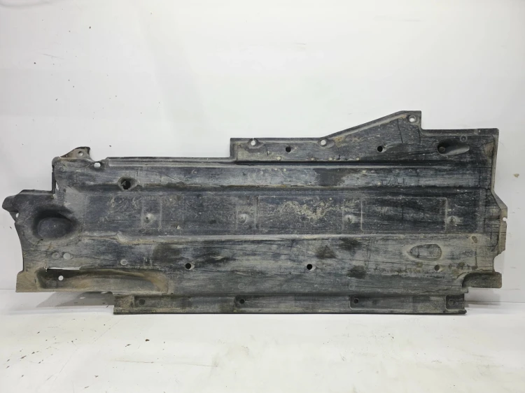 OSŁONA PŁYTA PODWOZIA LEWA DUŻA AUDI A6 C6 4F0825207F 7/26