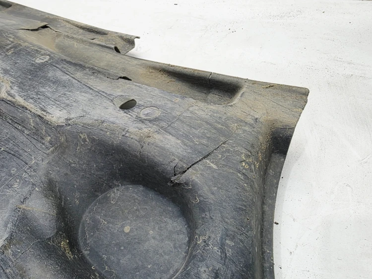 OSŁONA PŁYTA PODWOZIA LEWA DUŻA AUDI A6 C6 4F0825207F 7/26