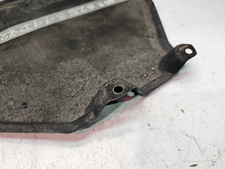 OSŁONA PŁYTA PODWOZIA PRAWY TYŁ MAŁA AUDI Q5 FY 80A825311A 2/26