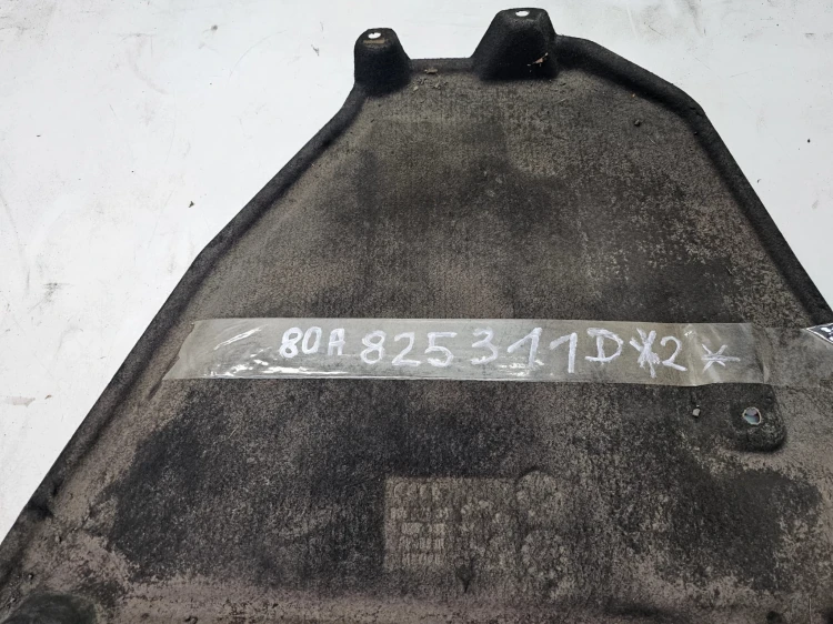 OSŁONA PŁYTA PODWOZIA PRAWY TYŁ MAŁA AUDI Q5 FY 80A825311A 2/26