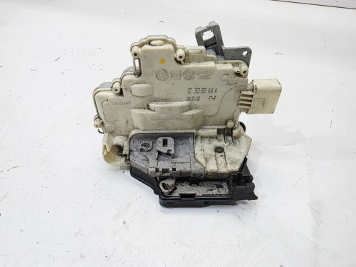 ZAMEK DRZWI PRAWY PRZÓD AUDI Q7 4L 3C2837016A 9 PIN