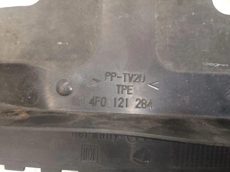 KIEROWNICA POWIETRZA PRAWA AUDI A6 C6 4F0121284
