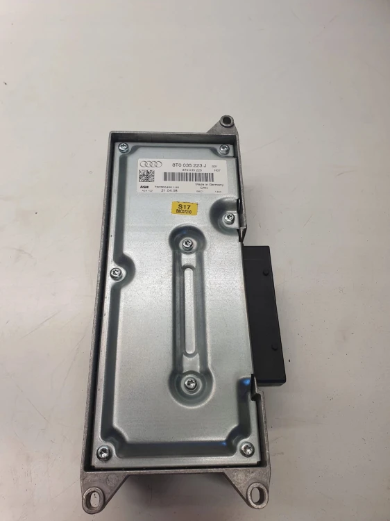 WZMACNIACZ RADIA AUDI A4 B8 A5 Q5 8T0035223J