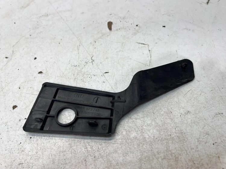 NAKŁADKA BŁOTNIKA LEWA AUDI A5 8W 8W6823745