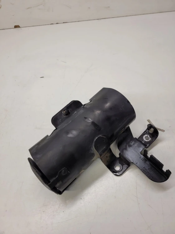 UCHWYT FILTRA PALIWA AUDI A6 C6 3.0 TDI 4F0201987E