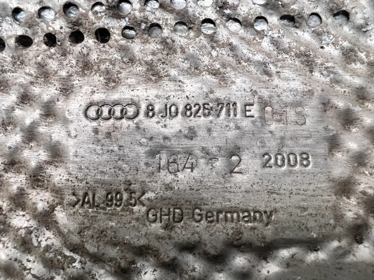 OSŁONA TERMICZNA AUDI TT 8J 8J0825711E