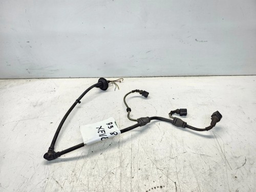 WIĄZKA ZACISKU ABS TYŁ POD XENON AUDI A3 8V VW