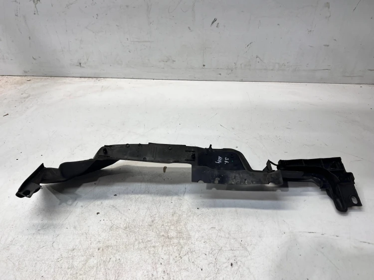 WYGŁUSZENIE BŁOTNIKA LEWE AUDI A5 8W SPORTBACK 8W6821169C