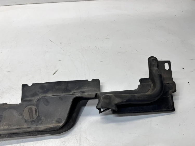 WYGŁUSZENIE BŁOTNIKA LEWE AUDI A5 8W SPORTBACK 8W6821169C