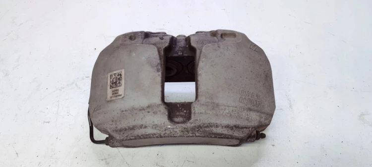 ZACISK HAMULCOWY PRAWY AUDI A6 C8 A7 4K06AC