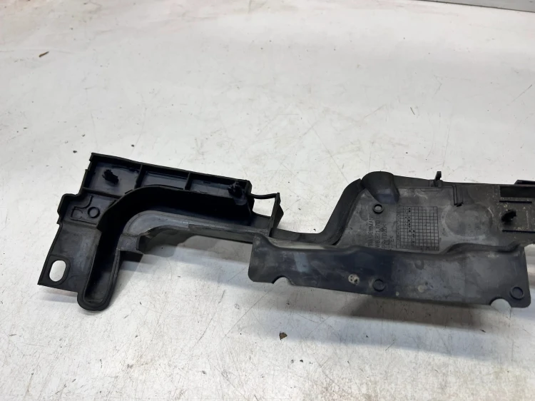 WYGŁUSZENIE BŁOTNIKA PRAWE AUDI A5 8W SPORTBACK 8W6821170C