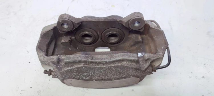 ZACISK HAMULCOWY PRAWY AUDI A6 C8 A7 4K06AC