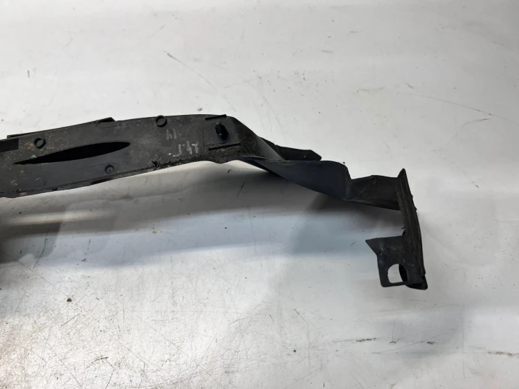 WYGŁUSZENIE BŁOTNIKA PRAWE AUDI A5 8W SPORTBACK 8W6821170C