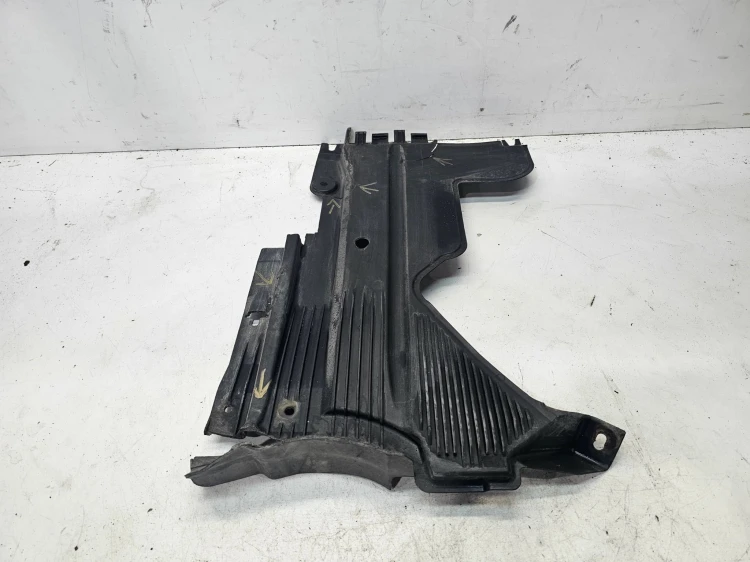 OSŁONA PŁYTA PODWOZIA PRAWY TYŁ AUDI A4 B8 A5 8T 8K0825216F 2/26