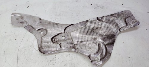 OSŁONA TERMICZNA PRAWA AUDI A4 B9 8W0804162