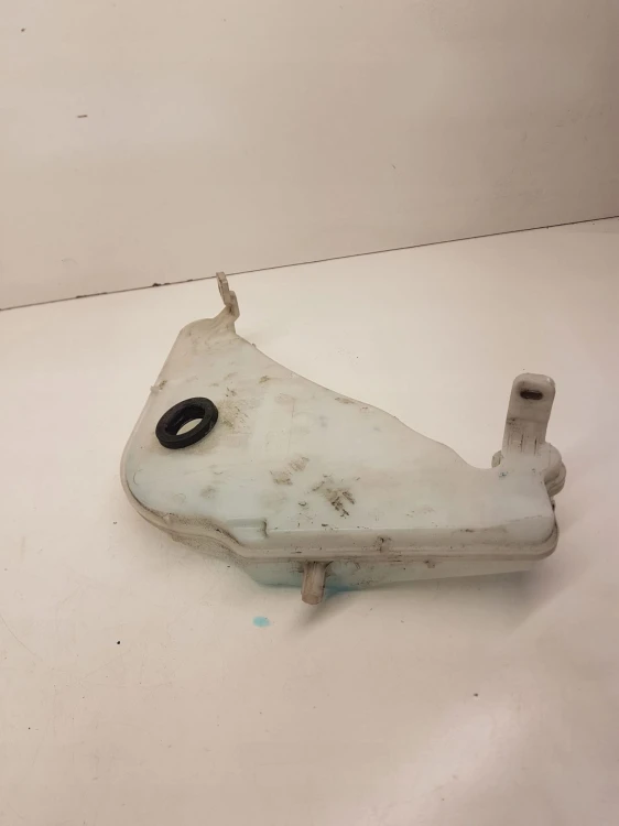 ZBIORNIK SPRYSKIWACZY AUDI A6 C7 4G8955451E