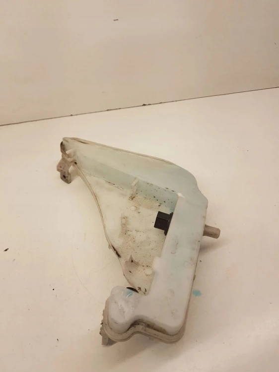 ZBIORNIK SPRYSKIWACZY AUDI A6 C7 4G8955451E