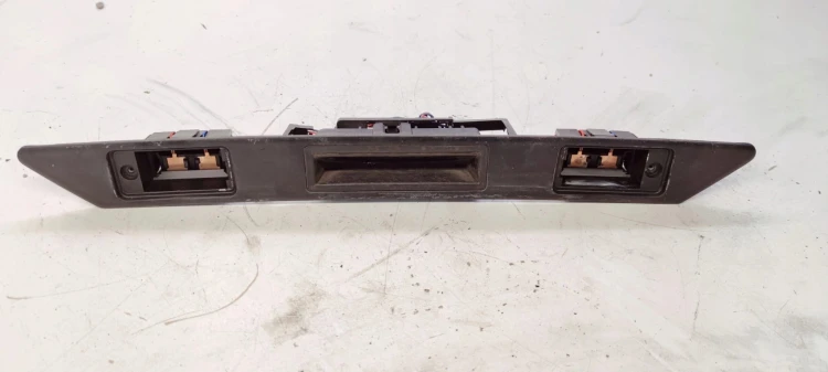 PODŚWIETLENIE TABLICY BLENDA AUDI A3 8P 8P0827574