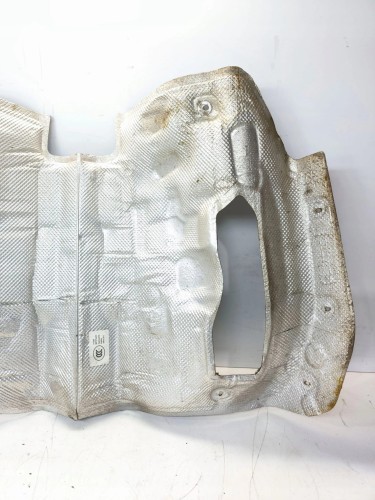 OSŁONA TERMICZNA TUNELU AUDI A4 B9 A5 8W0803979K
