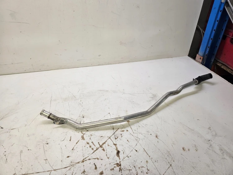 WĄŻ RURA RURKA WODY AUDI Q7 4L 3.0 TDI 7L0819329C
