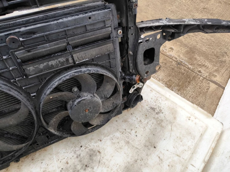 PAS PRZEDNI KOMPLETNY AUDI A3 8P 1.8 2.0 TFSI 2004-2008 KOMPLETNY