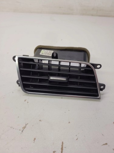 KRATKA NAWIEWU PRAWA AUDI A8 D4 4H1820902A