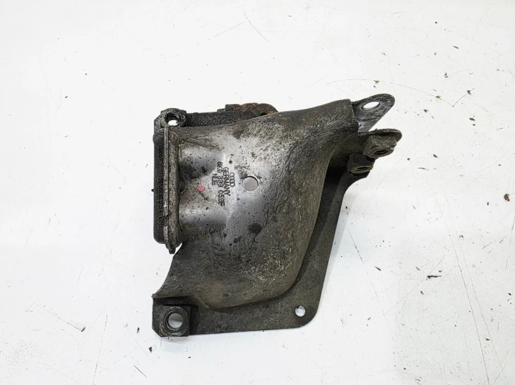 OSŁONA PODUSZKI SILNIKA LEWA AUDI A4 B8 A5 8T Q5 8R 8K0399059F
