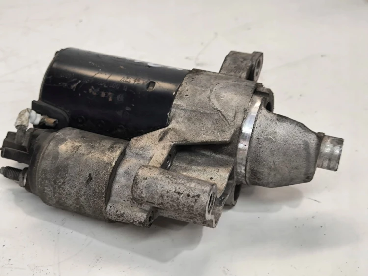 ROZRUSZNIK VW AUDI A4 B8 A5 Q5 TFSI TSI 06D911021B *21 BOSCH ORYGINAŁ !!!