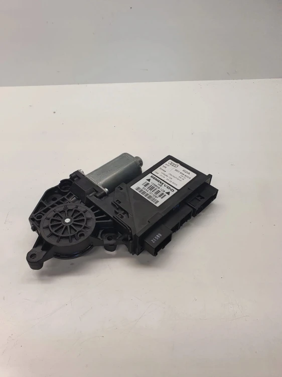 SILNIK SILNICZEK SZYBY AUDI A4 B6 B7 8E0959802A