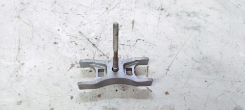 ŚRUBA MOCOWANIE WTRYSKU AUDI VW SEAT SKODA 04L216