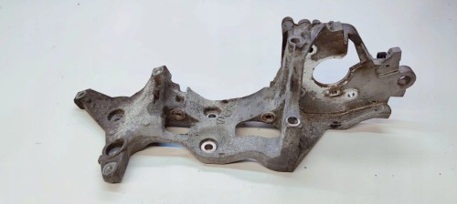 ŁAPA ALTERNATORA MOCOWANIE AUDI A4 B9 A5 A6 04L903143D