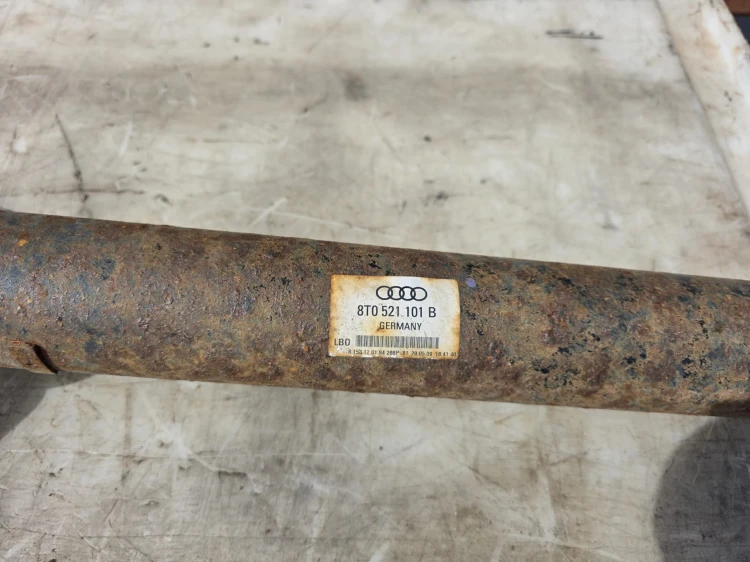 WAŁ NAPĘDOWY AUDI A4 B8 A5 8T QUATTRO 8T0521101B ORYGINAŁ !!!