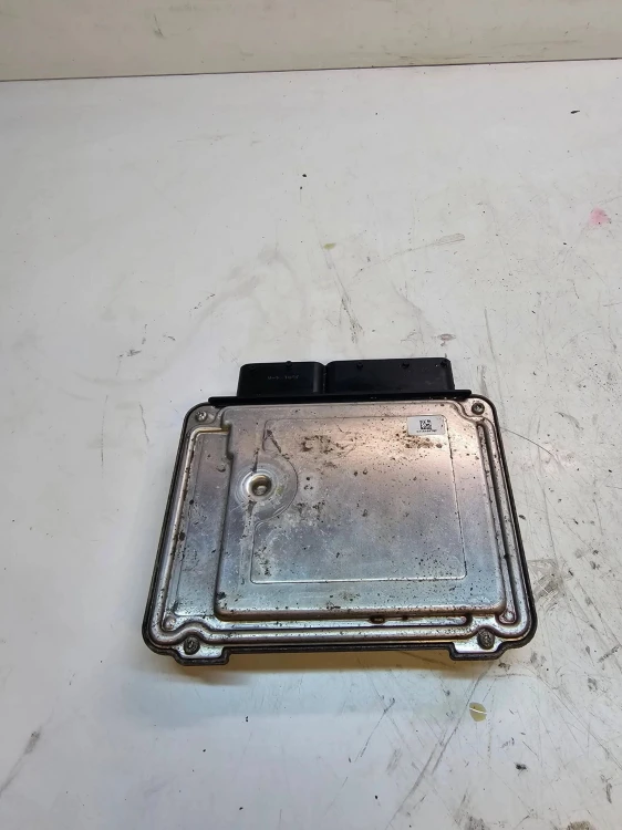 KOMPUTER STEROWNIK SILNIKA AUDI A1 8X 03L906018HR