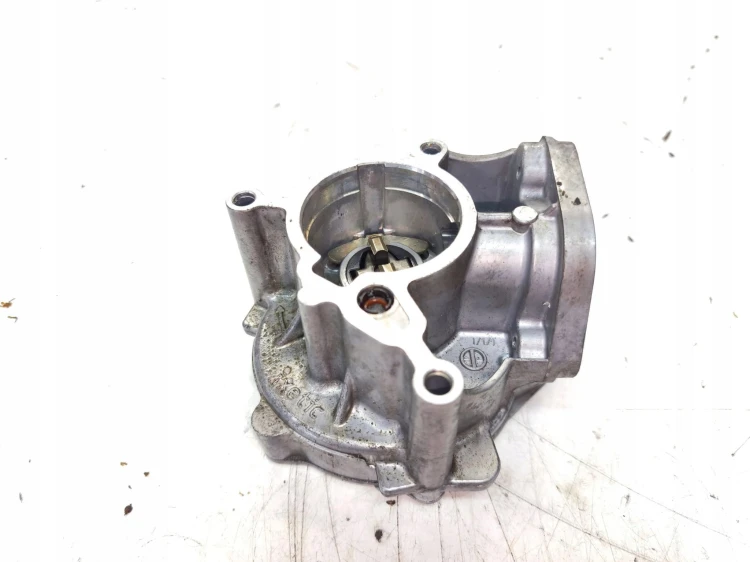 POMPA VACUM AUDI A3 8V A4 B8 A5 VOLKSWAGEN SEAT SKODA 1.8 TFSI 06K145100B