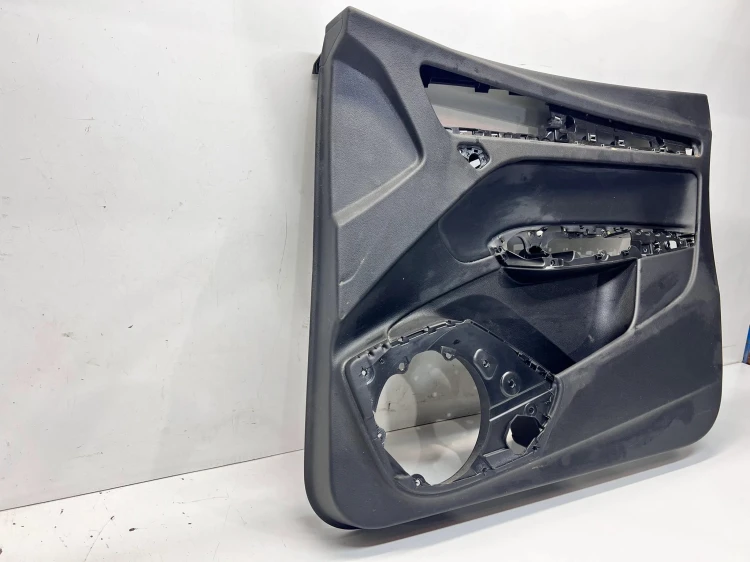 BOCZEK DRZWI PRAWY PRZÓD AUDI Q5 FY 80A867134