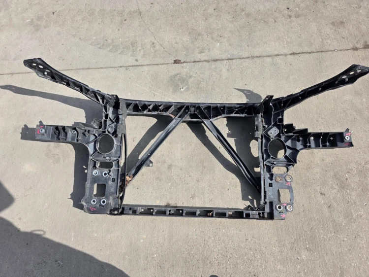 PAS PRZEDNI GOŁY AUDI Q7 4L 4L0805594 DO POPRAWEK