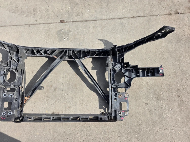 PAS PRZEDNI GOŁY AUDI Q7 4L 4L0805594 DO POPRAWEK